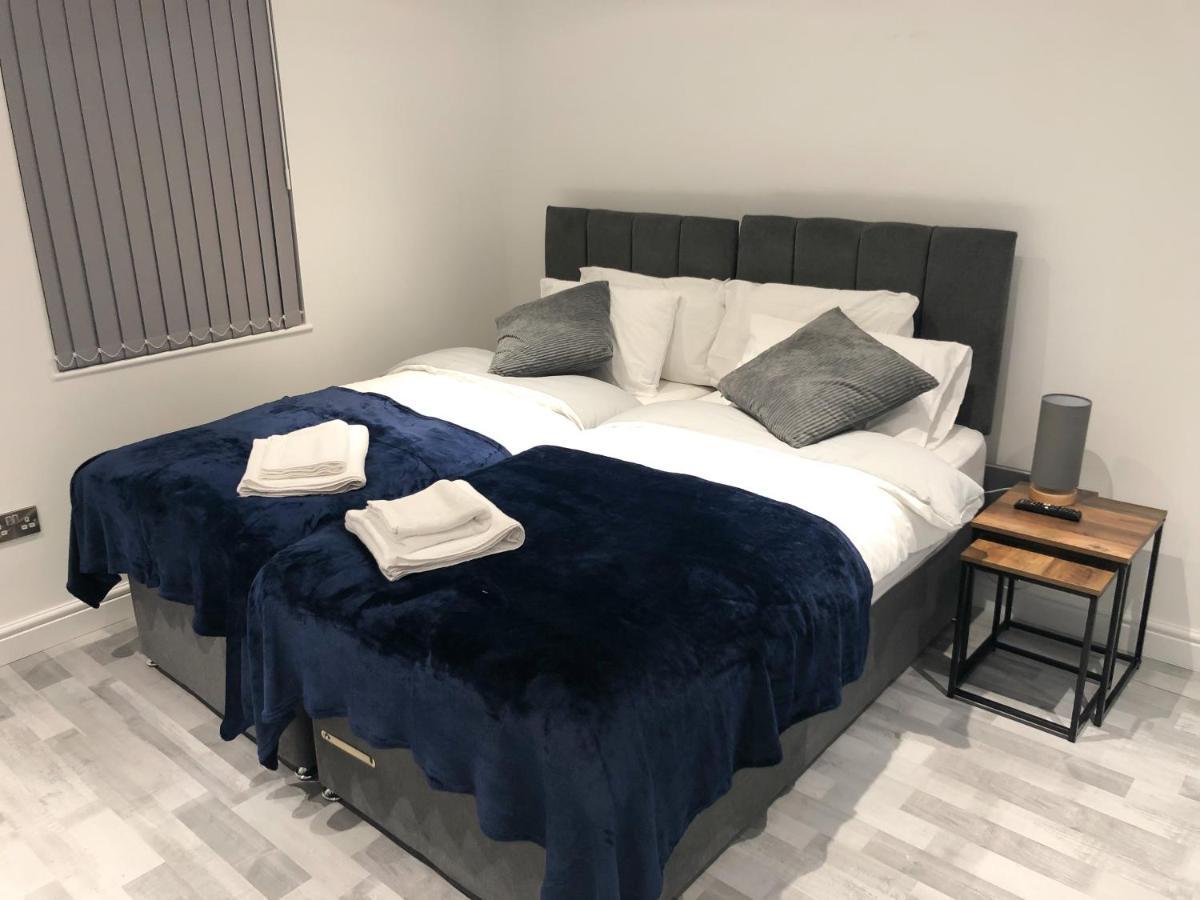 10Min To City - Free Parking - Private Studio - Contractor Friendly Manchester Dış mekan fotoğraf